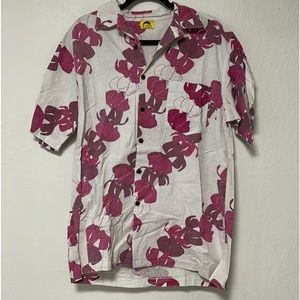 Kealopiko NWOT Men’s Aloha Shirt 🦋 Print is Na’u 🌿